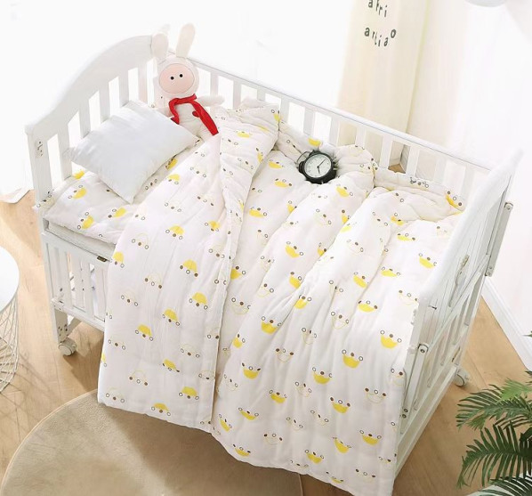 baby comforter photography
