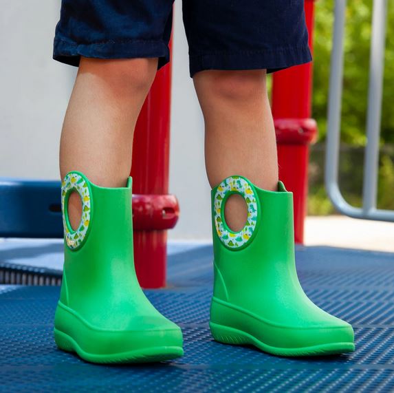 best lifestyle product photography for rainboots