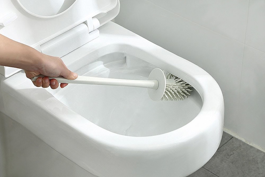 toilet brush product photography | lifestyle product photography