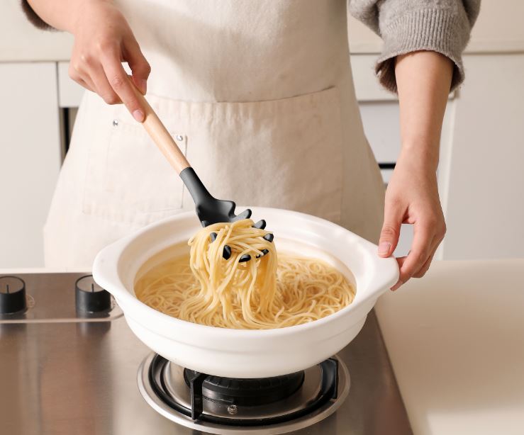 Kitchenware contextual in-use lifestyle shot